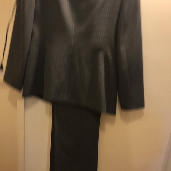 Suits - Picture 10 of 15